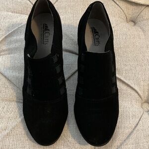 Cliffs by WHITE MOUNTAIN Black Suede Slip-On Flats